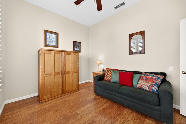 3111 NW Clarkson Dr, Rocklin, CA 95765