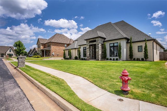 3116 Basanova Drive, Edmond, OK 73034