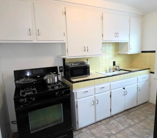 12618 W Outer Drive W, Detroit City, MI 48223
