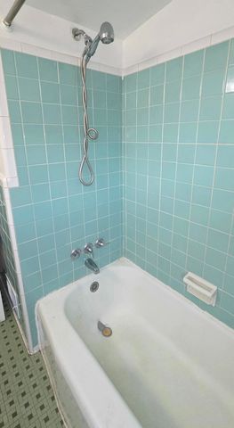 12618 W Outer Drive W, Detroit City, MI 48223