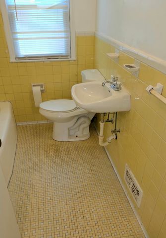12618 W Outer Drive W, Detroit City, MI 48223