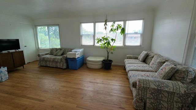 12618 W Outer Drive W, Detroit City, MI 48223