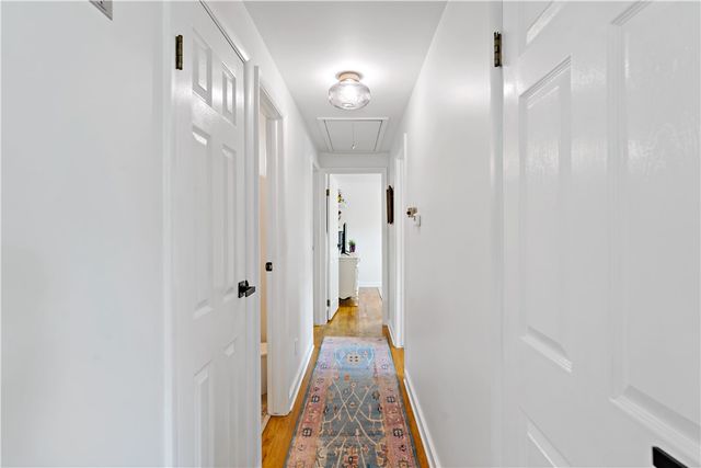 1040 Cork Dr, Bethel Park, PA 15102
