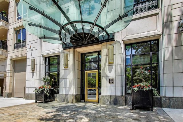 840 N Lake Shore Drive 2401, Chicago, IL 60611