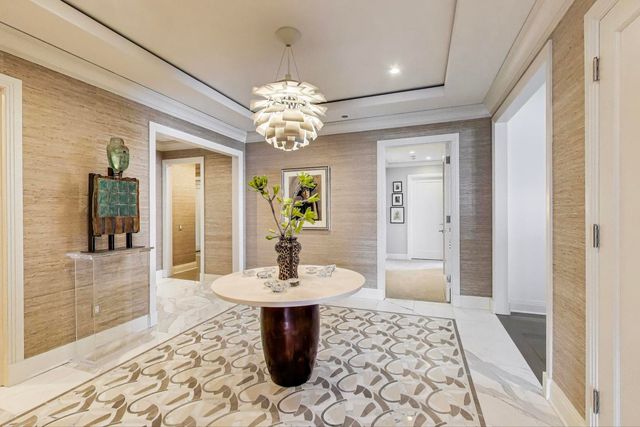 840 N Lake Shore Drive 2401, Chicago, IL 60611