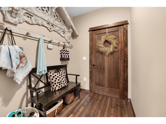 1024 Sw PINE Dr, Warrenton, OR 97146