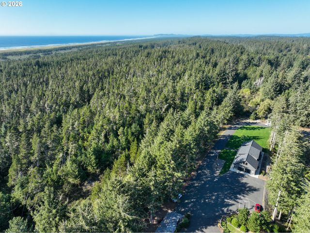 1024 Sw PINE Dr, Warrenton, OR 97146