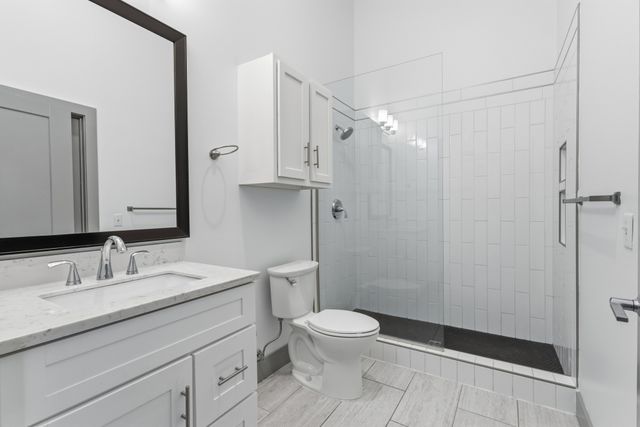 2407 8th Ave S Apt 206, Nashville, TN 37204