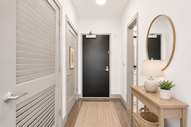 2407 8th Ave S Apt 206, Nashville, TN 37204
