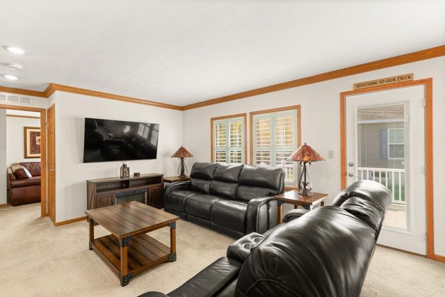 16 Skyview Drive, Brockton, MA 02301