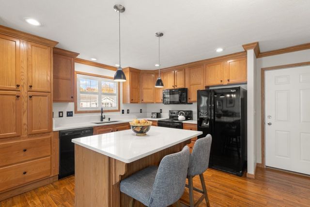 16 Skyview Drive, Brockton, MA 02301