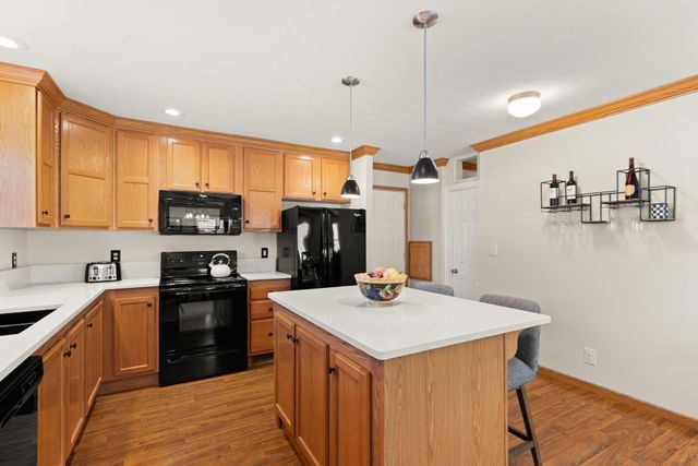 16 Skyview Drive, Brockton, MA 02301