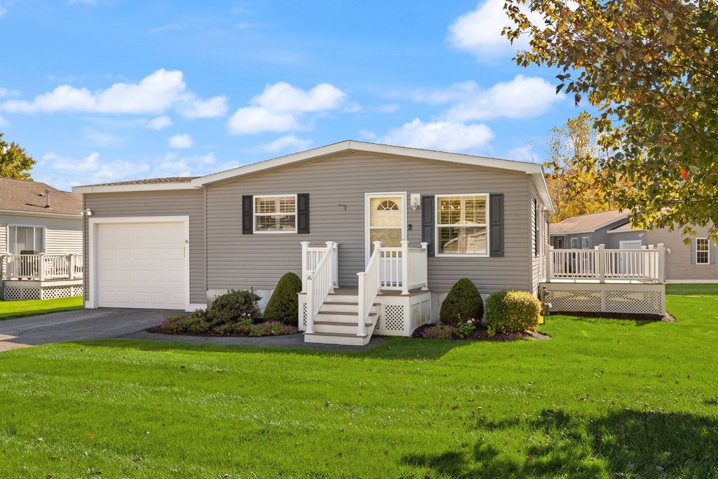 16 Skyview Drive, Brockton, MA 02301