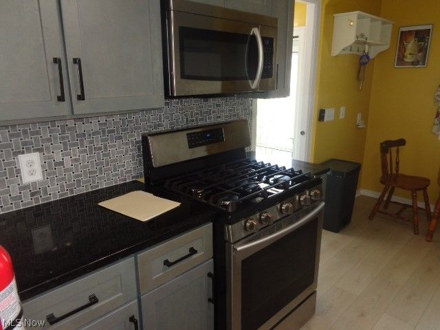4396 Rockland Drive, Brooklyn, OH 44144