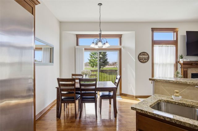 1011 NW 37th Street, Ankeny, IA 50023