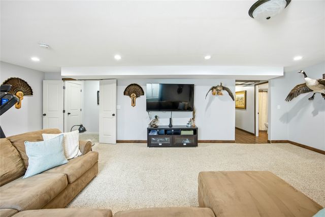 1011 NW 37th Street, Ankeny, IA 50023