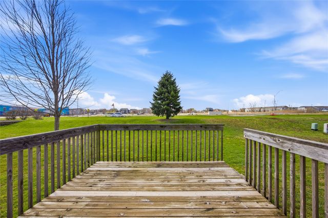 1011 NW 37th Street, Ankeny, IA 50023