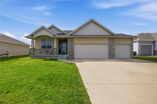 1011 NW 37th Street, Ankeny, IA 50023
