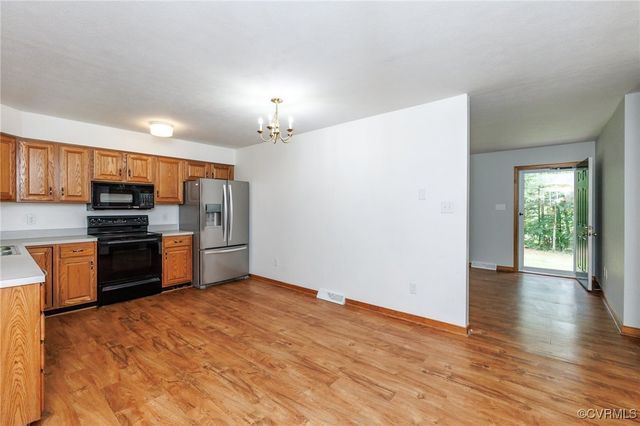 166 Marsha Ln, King William, VA 23086