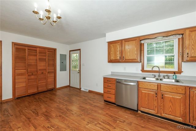 166 Marsha Ln, King William, VA 23086