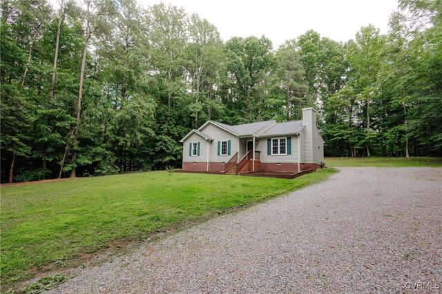166 Marsha Ln, King William, VA 23086