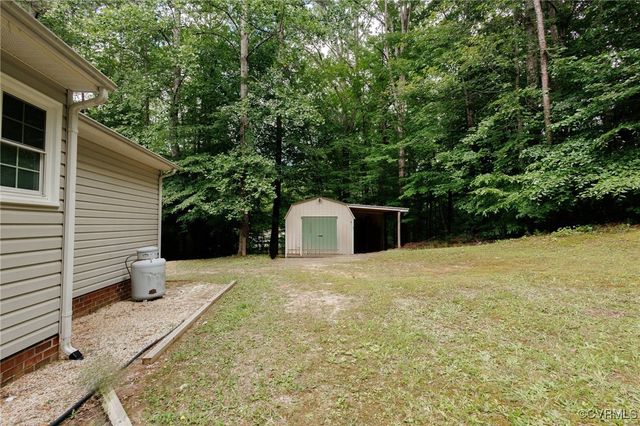 166 Marsha Ln, King William, VA 23086