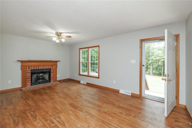 166 Marsha Ln, King William, VA 23086