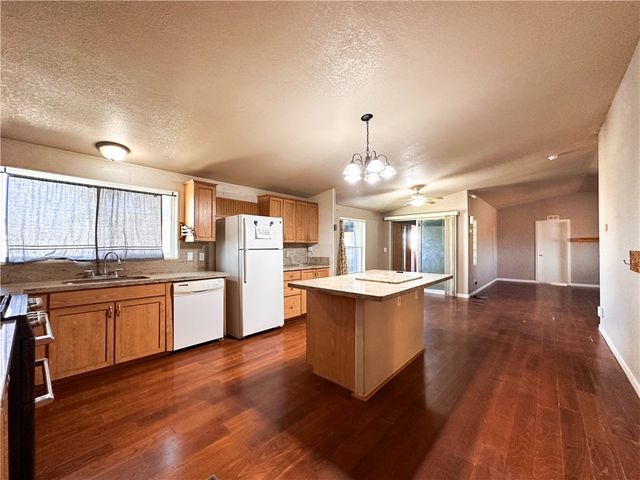 4021 N Dome Road, Golden Valley, AZ 86413