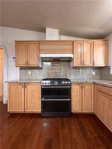 4021 N Dome Road, Golden Valley, AZ 86413