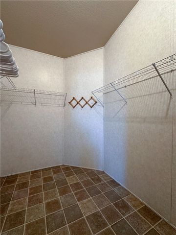 4021 N Dome Road, Golden Valley, AZ 86413