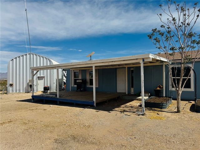 4021 N Dome Road, Golden Valley, AZ 86413