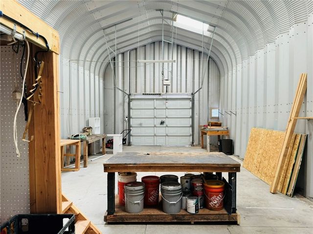 4021 N Dome Road, Golden Valley, AZ 86413