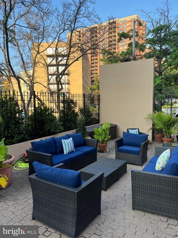1301 N COURTHOUSE RD #1709, Arlington, VA 22201