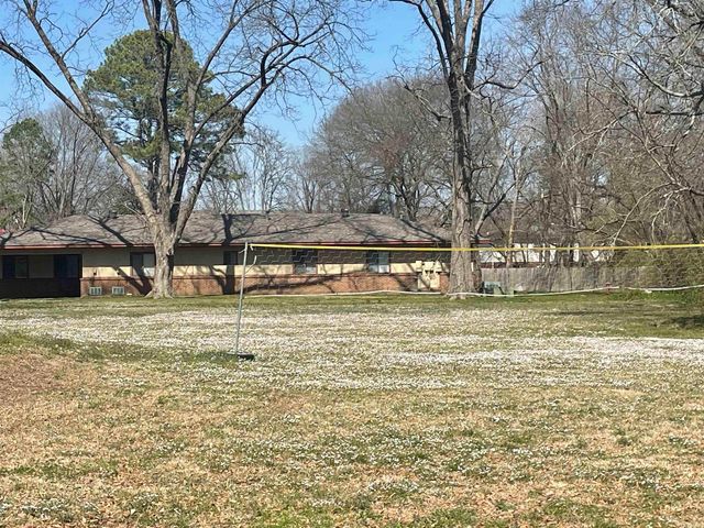 1220 & 1221 Ash Street, Conway, AR 72034