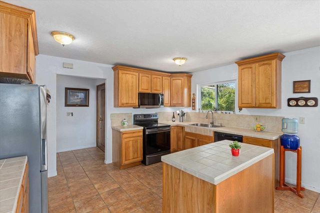 1235 El Mio Drive, El Cajon, CA 92020