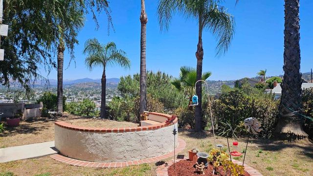 1235 El Mio Drive, El Cajon, CA 92020