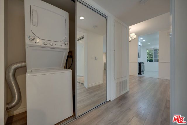 9800 Vidor Drive 101, Los Angeles, CA 90035