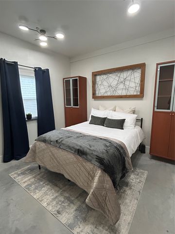1841 Rs County Road 1402, Point, TX 75472