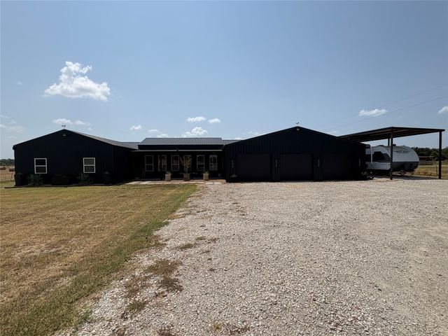 1841 Rs County Road 1402, Point, TX 75472