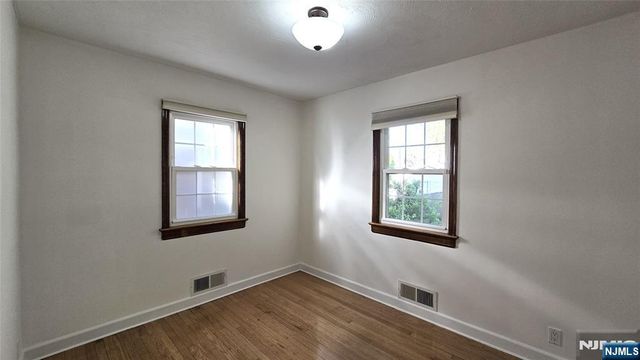 1-37 34th Street, Fair Lawn, NJ 07410