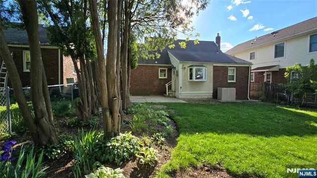 1-37 34th Street, Fair Lawn, NJ 07410