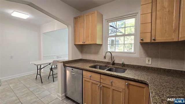 1-37 34th Street, Fair Lawn, NJ 07410