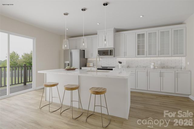 8009 Steele Valley Road, Charlotte, NC 28278