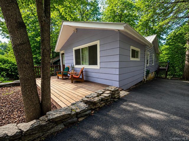 63 E Kenoza Place, Smallwood, NY 12778