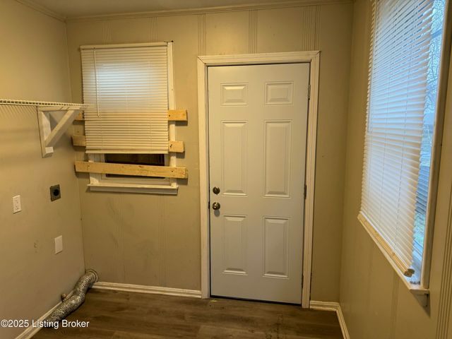 1851 Date St, Louisville, KY 40210