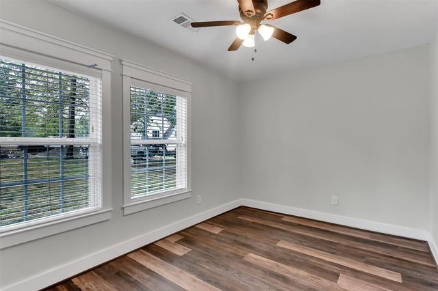 711 French River Circle, Montgomery, TX 77316