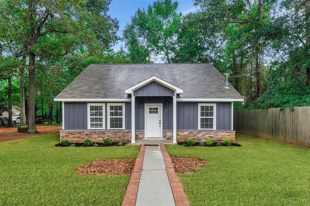 711 French River Circle, Montgomery, TX 77316