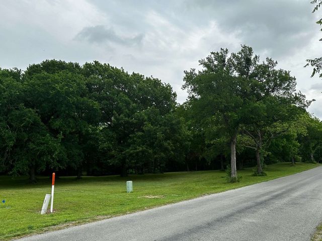 505 Paxton Road, Gunter, TX 75058