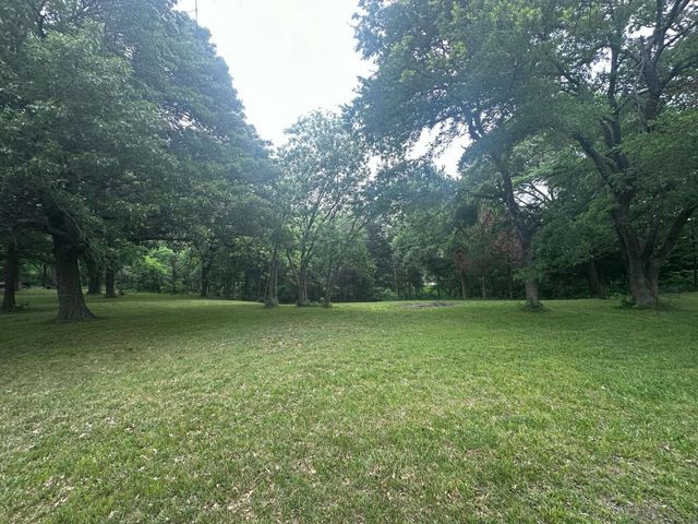 505 Paxton Road, Gunter, TX 75058