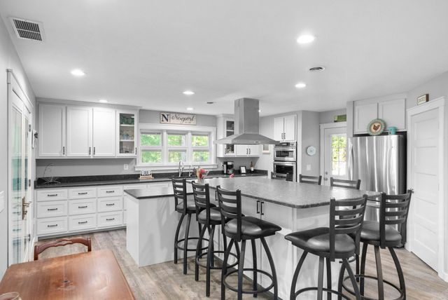 635 Seven Mile Ridge Rd, Indian Mound, TN 37079